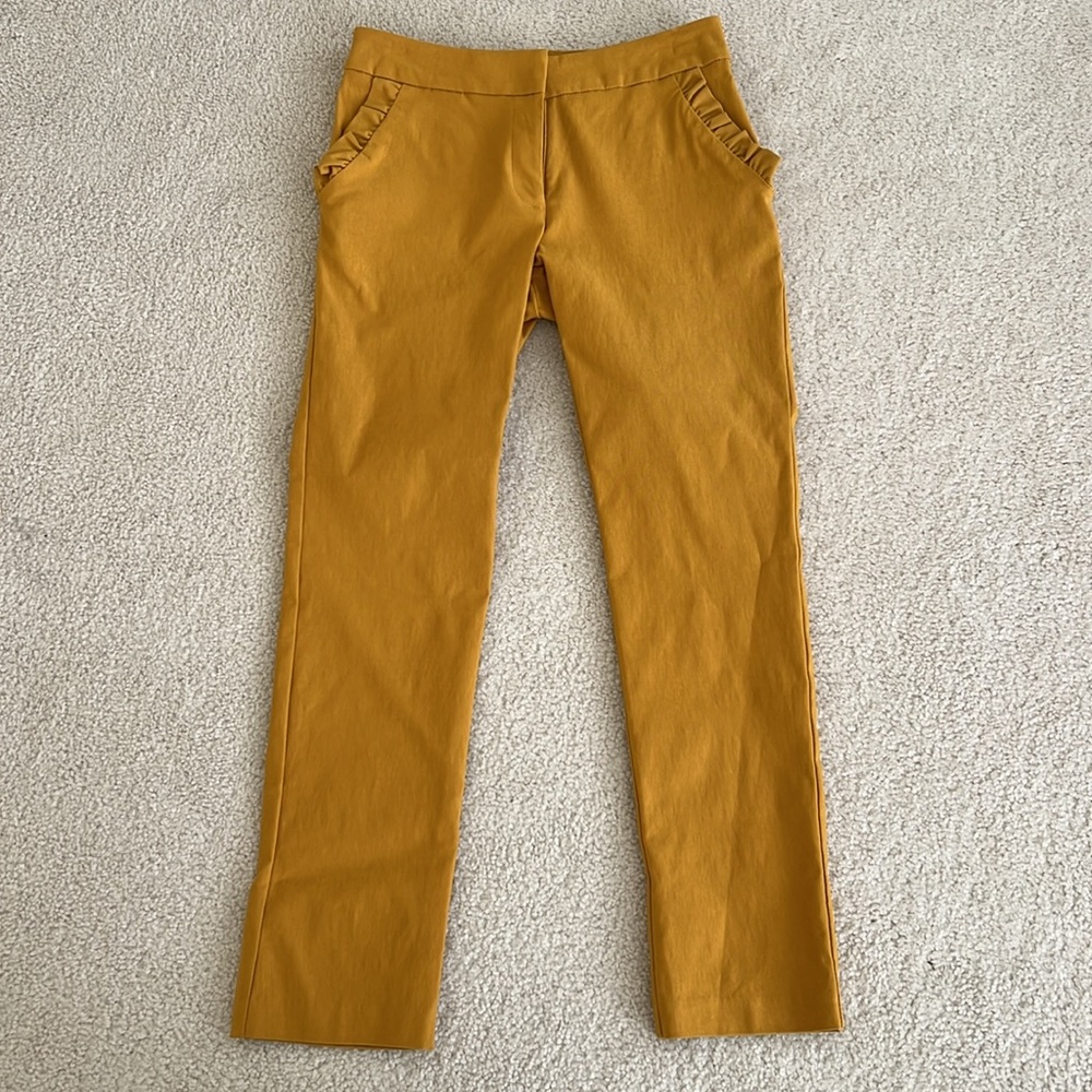 Charlotte Russe Cropped Pants Size Small